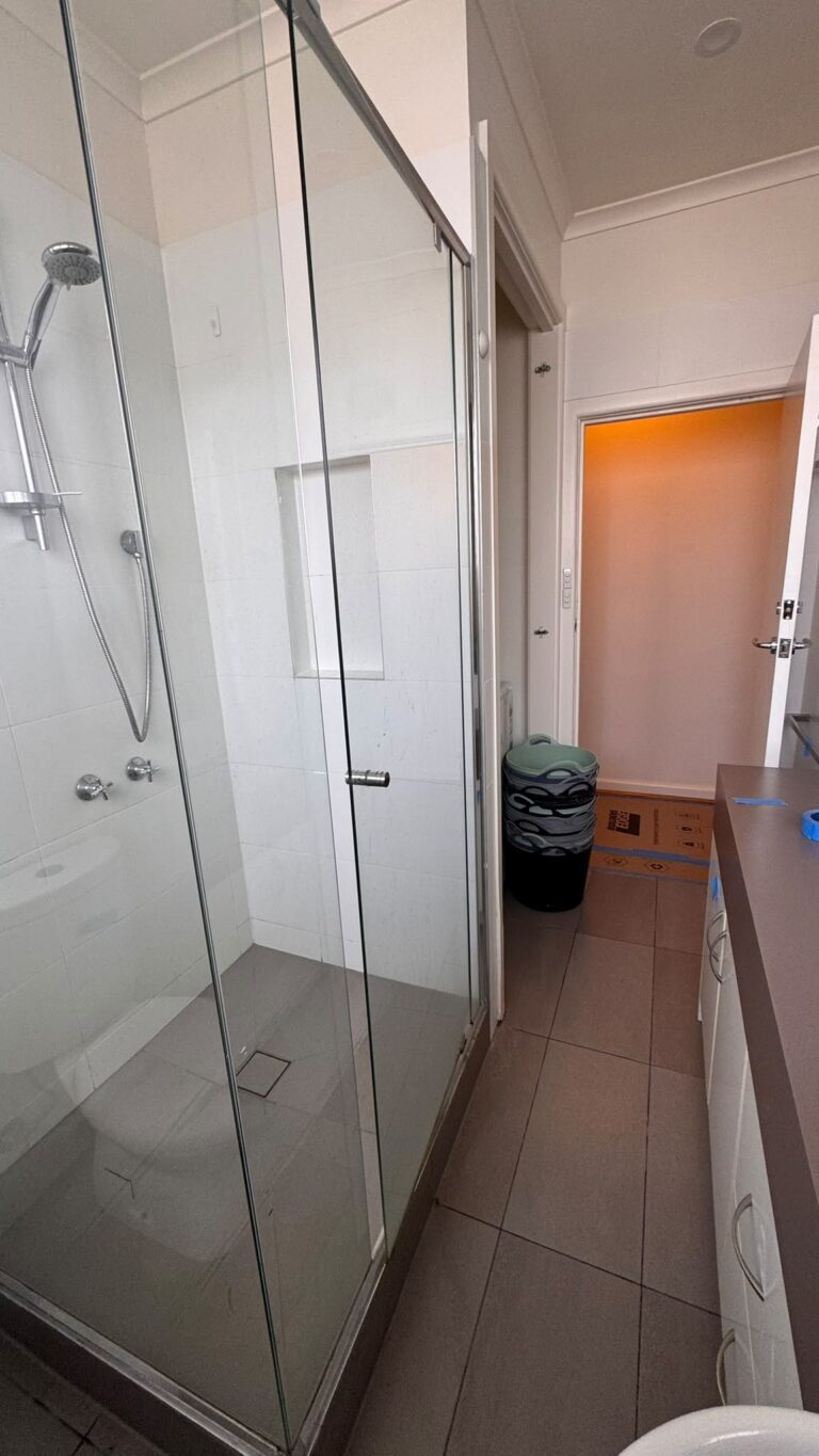 Bathroom & Laundry Apartment Renovation – Caulfield North