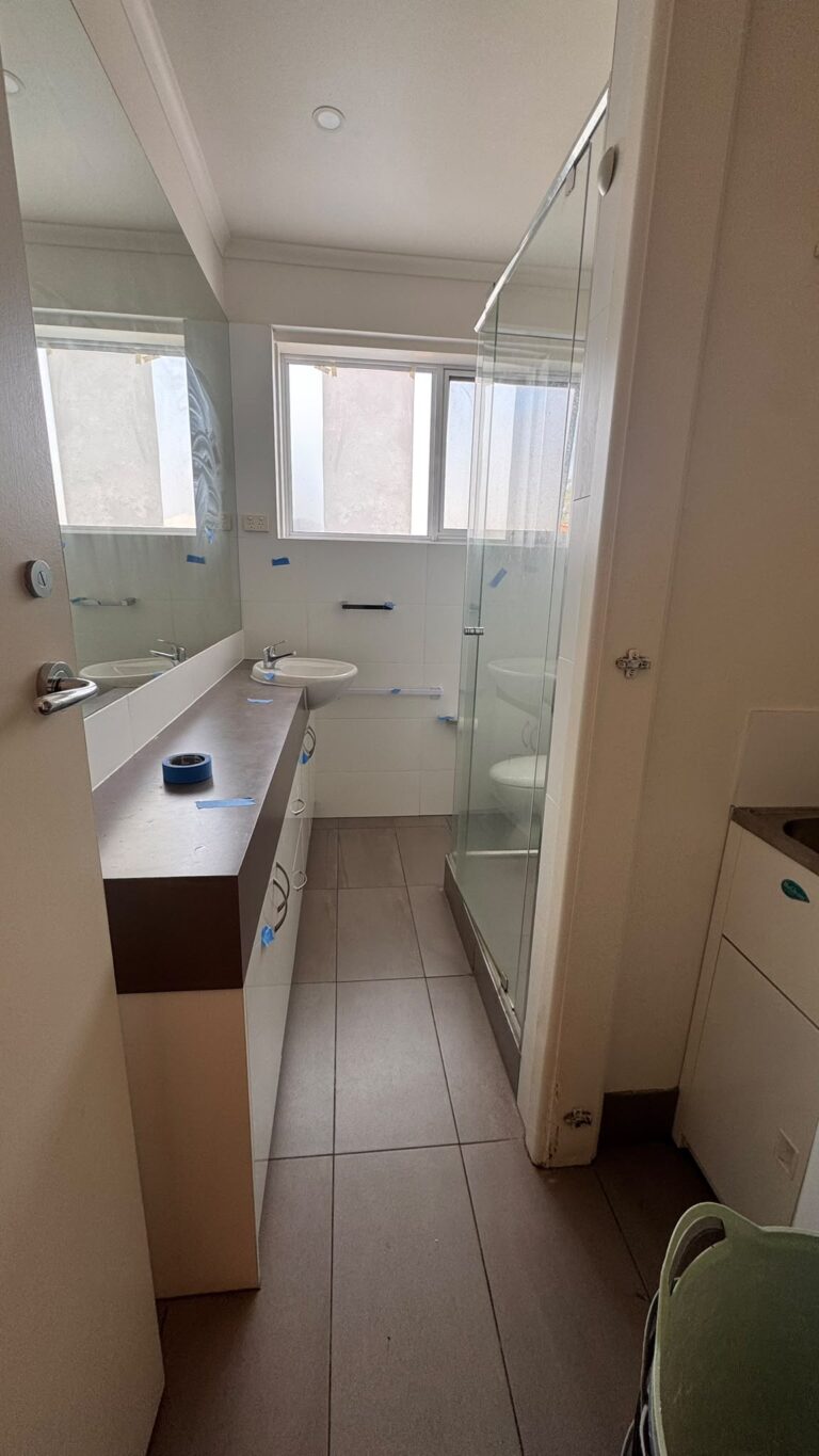 Bathroom & Laundry Apartment Renovation – Caulfield North