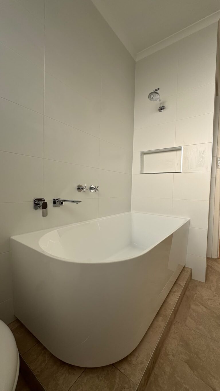 Bathroom & Laundry Apartment Renovation – Caulfield North