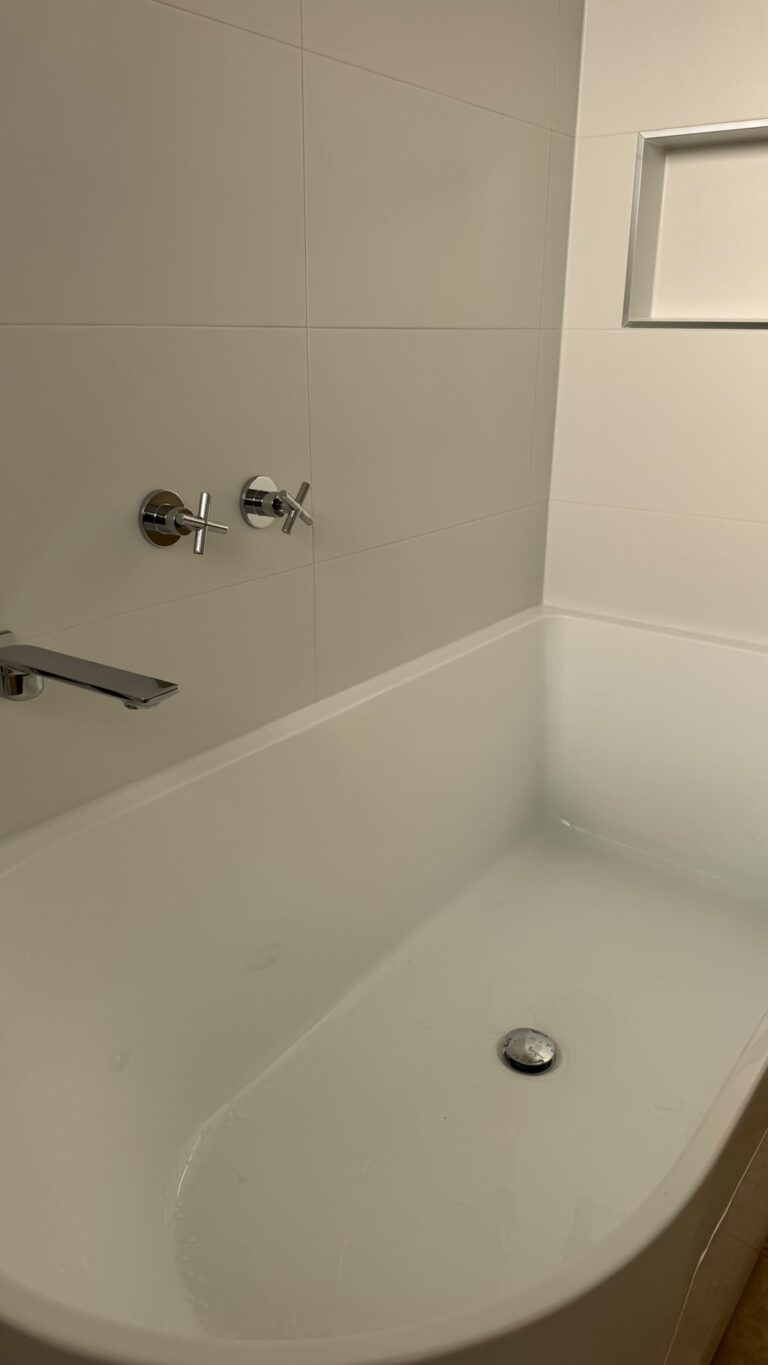 Bathroom & Laundry Apartment Renovation – Caulfield North